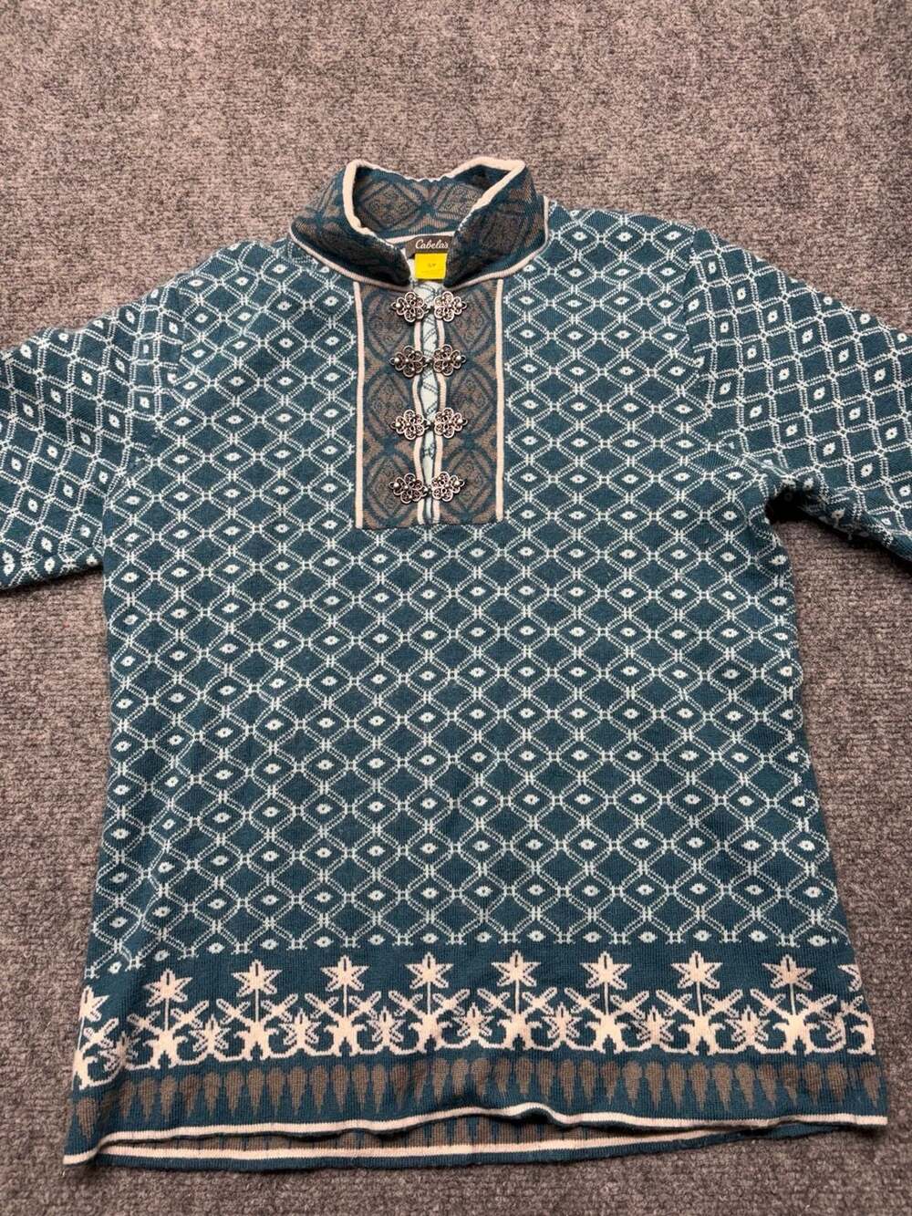 Cabela's Women's Nordic Fair Isle Blue Sweater with Metal Clasps size Small/P